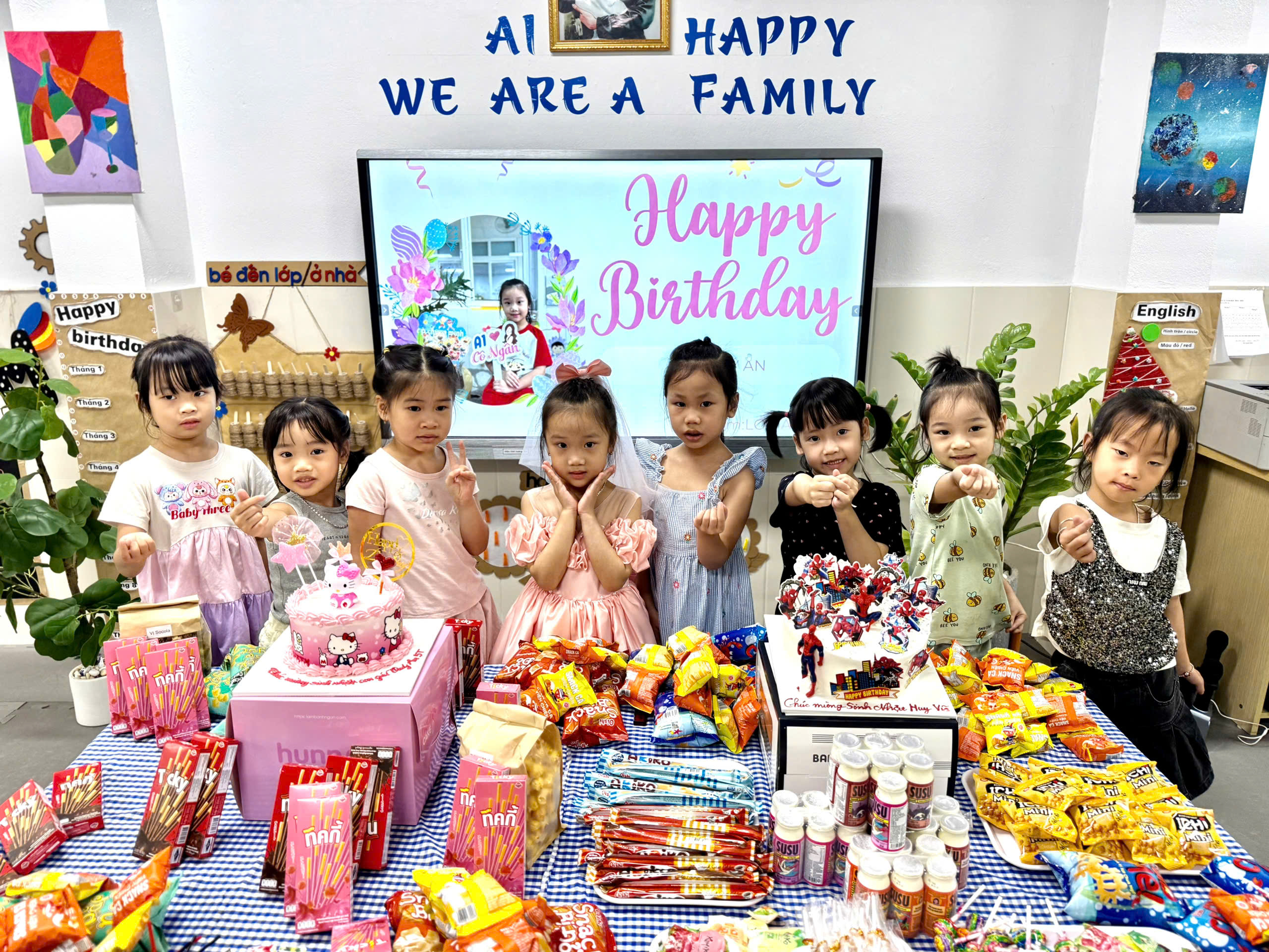 D:\2023-2024\BÀI VIẾT TRUYỀN THÔNG\sinh nhật\z6995792218192_0ba8a8e22dd7fb1eb7cec208bab4db15.jpg